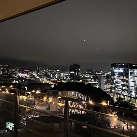 아파트 Modern, Big Balcony, Fully Equipped, Free Parking, In Family Friendly Area 오슬로