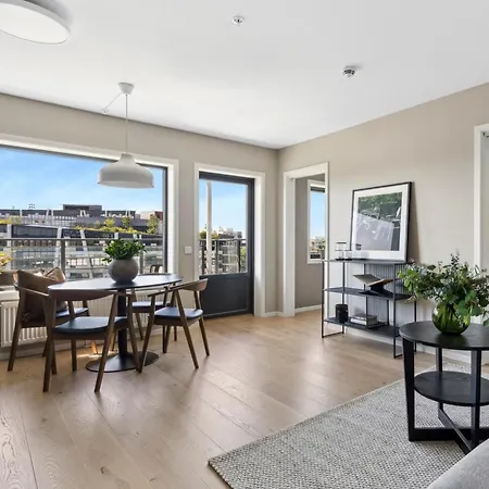 아파트 Modern, Big Balcony, Fully Equipped, Free Parking, In Family Friendly Area 오슬로